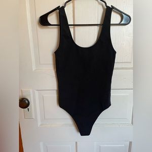 Aritzia Wilfred Free body suit